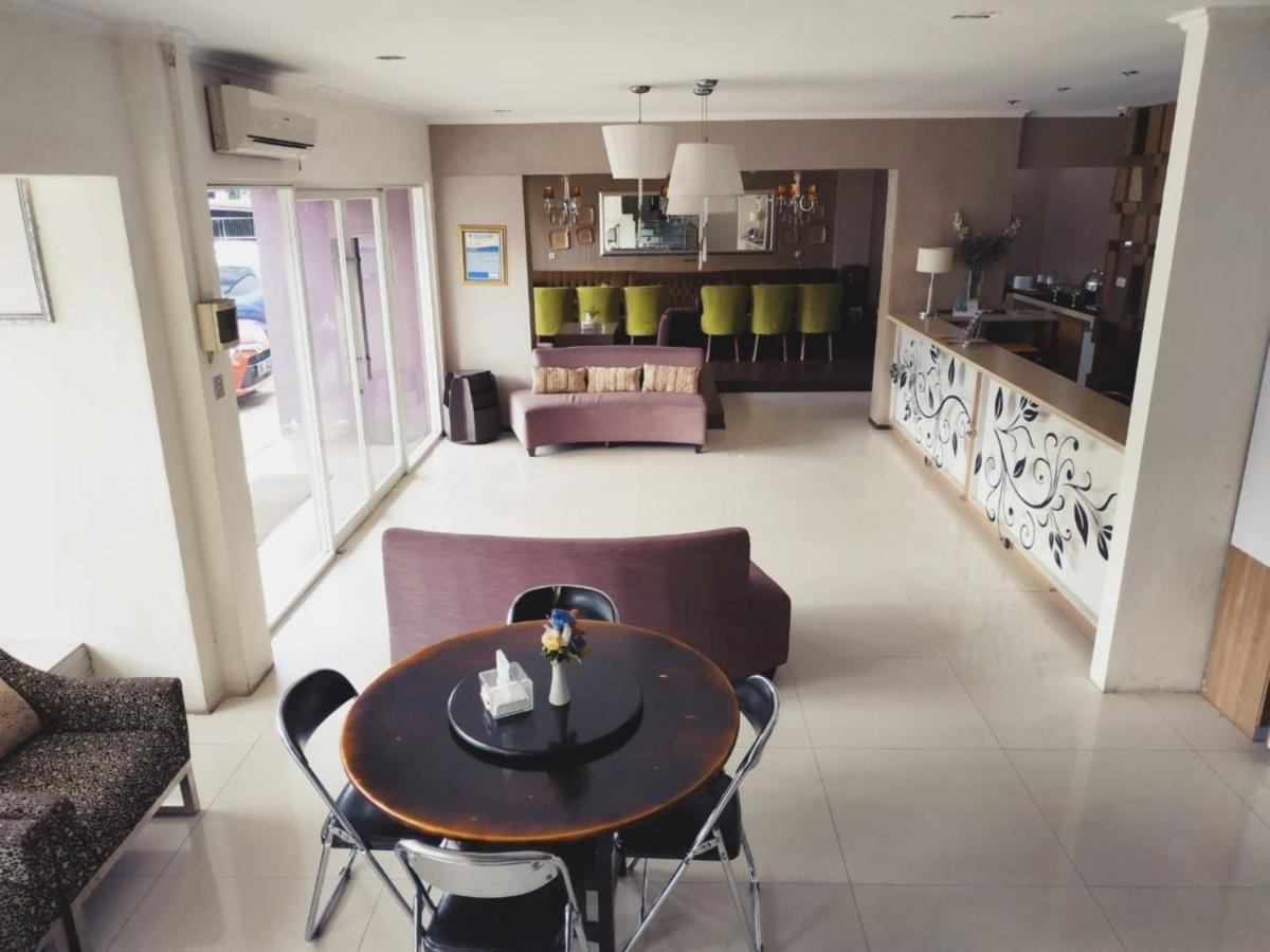 Hotel Segiri 사마린다 외부 사진